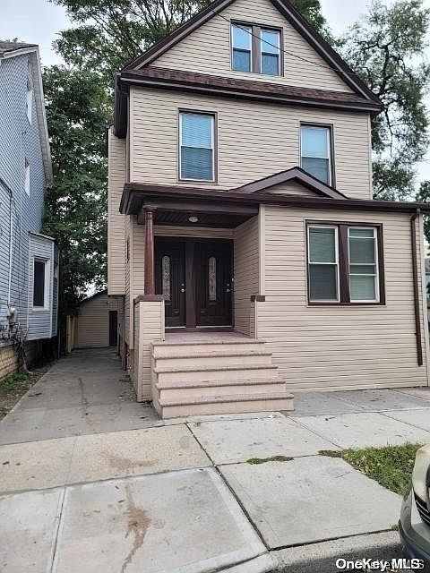 1st image of 122 Terrace Avenue