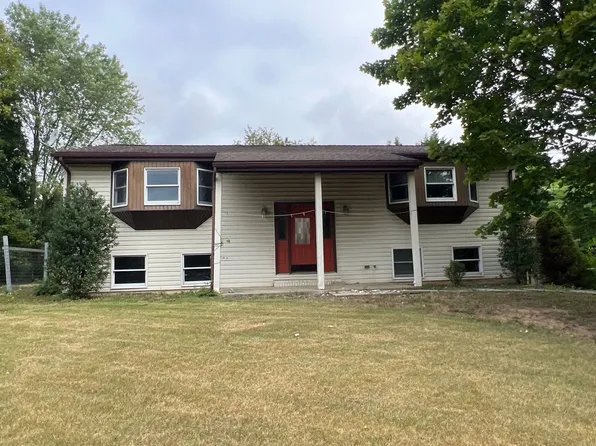 11471 Monn Dr, Greencastle, PA 17225