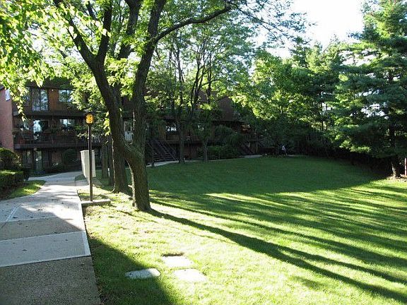 2nd image of 7433 Calamus Cir #1