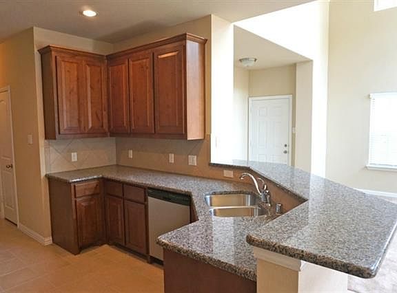 5th image of 3613 Blue Sage Ln