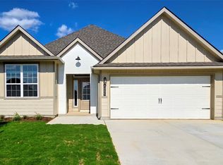 8005 Townsend Dr, Waco, TX 76708