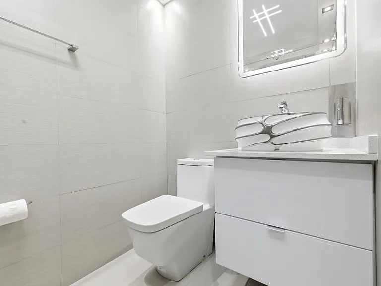 Cond Los Pinos Este 6410 Ave Isla Verde Apt 3A — Photo 19