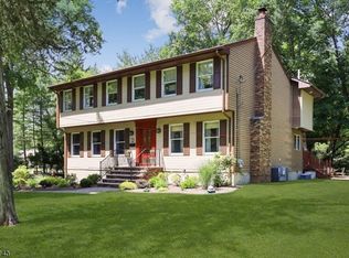 3 Betty Ct, Ridgewood, NJ 07450