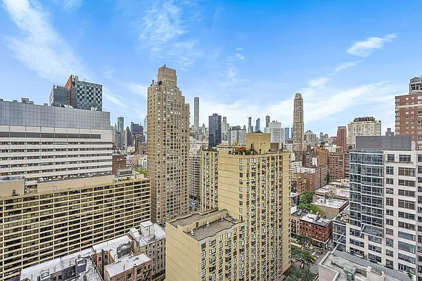 Sold by Corcoran | media 6