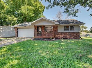 1904 Teal Dr, Kirksville, MO 63501