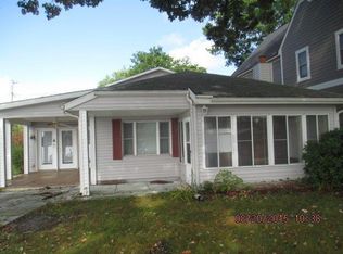 947 Maple Ave, Hebron, OH 43025