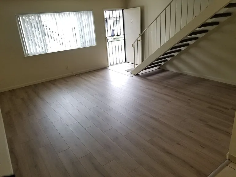 2618 Milton Ave — Photo 7