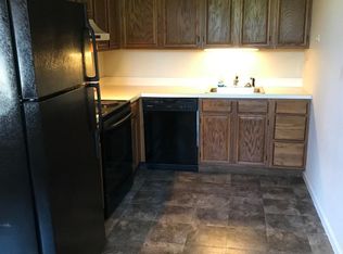 75 Cacoosing Ave APT B, Sinking Spring, PA 19608