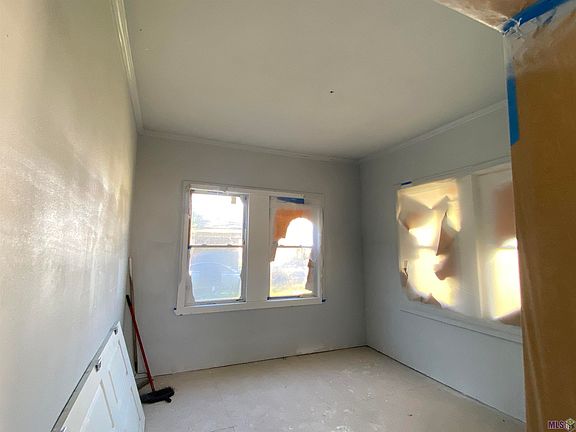 4th image of 117 Jones St