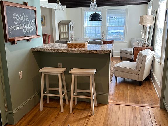 3rd image of 308 Beacon Blvd