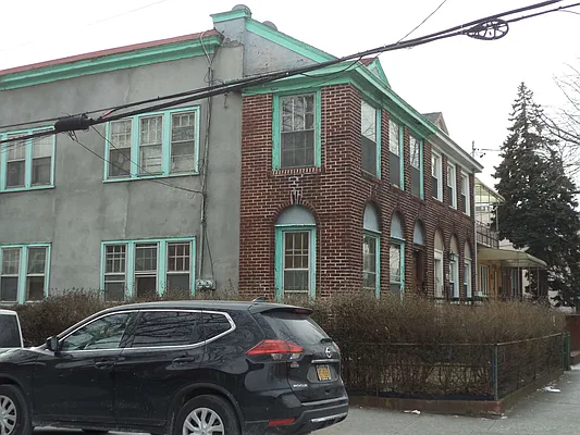 Sold by Calabrese Real Estate | media 3