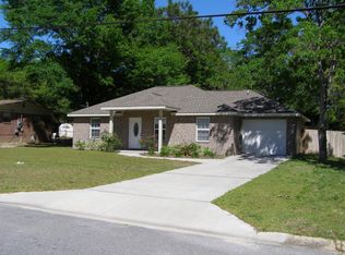 105 Camellia Pl, Crestview, FL 32539