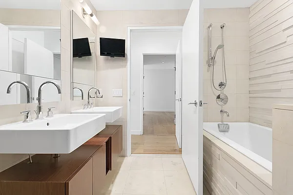 Rented by Compass | media 28