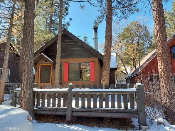 326 Holmes Ln, Sugarloaf, CA 92386