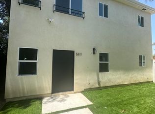 5815 Tampa Ave #2, Tarzana, CA 91356