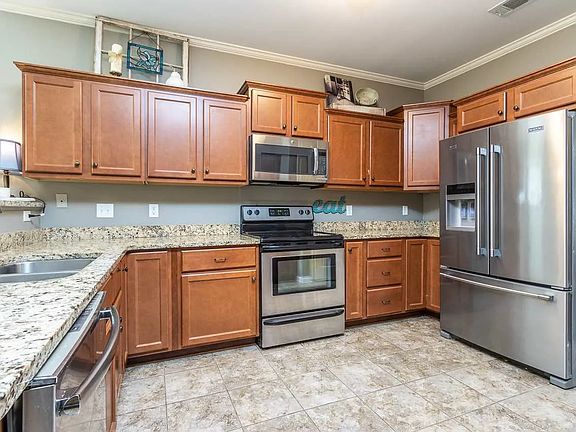 5th image of 6579 Chippewa Dr