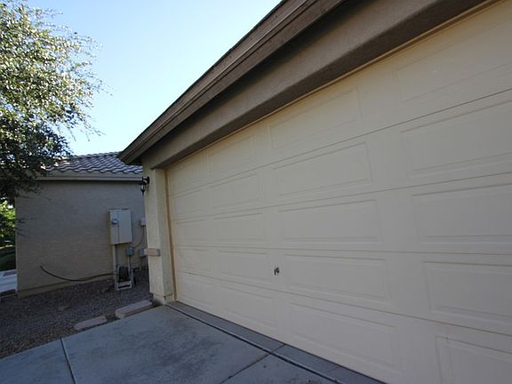 5th image of 32970 N Pebble Creek Dr