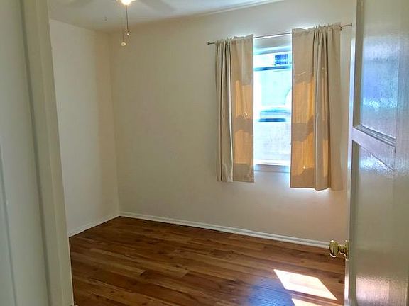 5th image of 1459 S Wooster St APT D