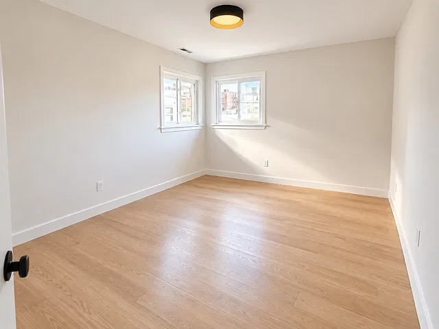 2 bed, $2,595 — Photo 3