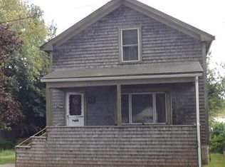 10 Arlington Ave, Westport, MA 02790