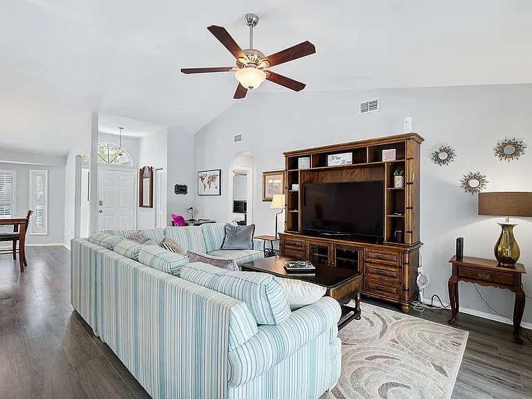2029 Wood Hollow Ln — Photo 7