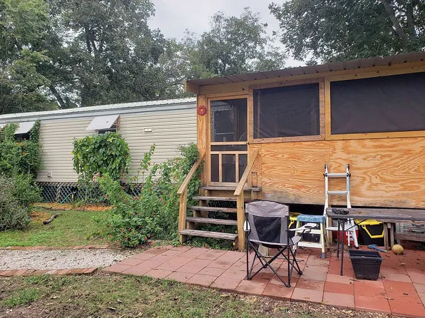 395 N Fannin St, Sour Lake, TX 77659