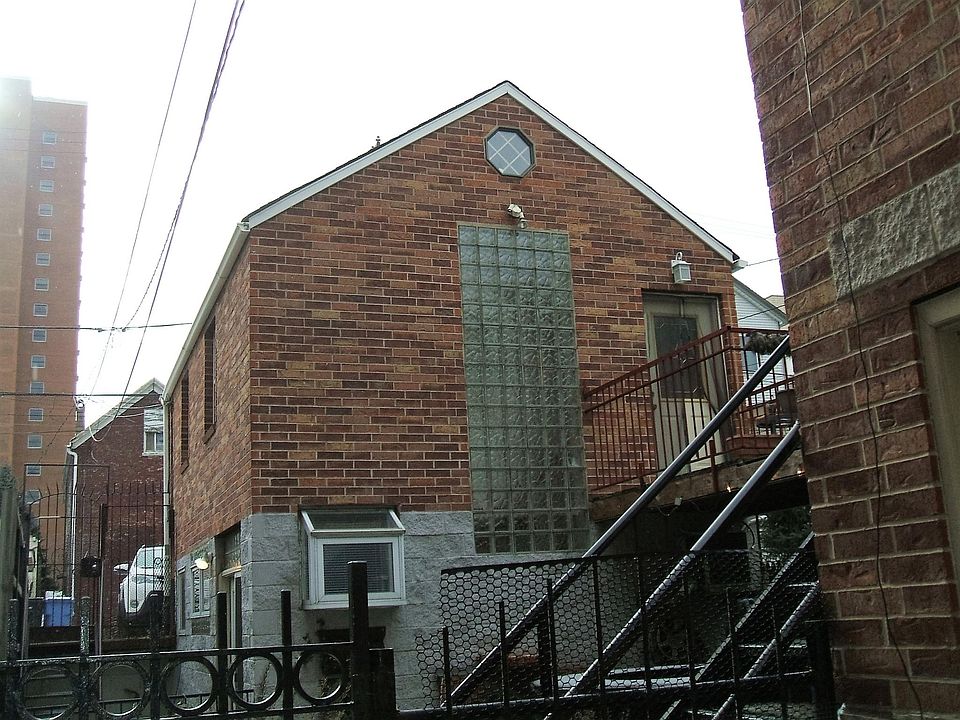 1st image of 1423 W Walton St Unit 3
