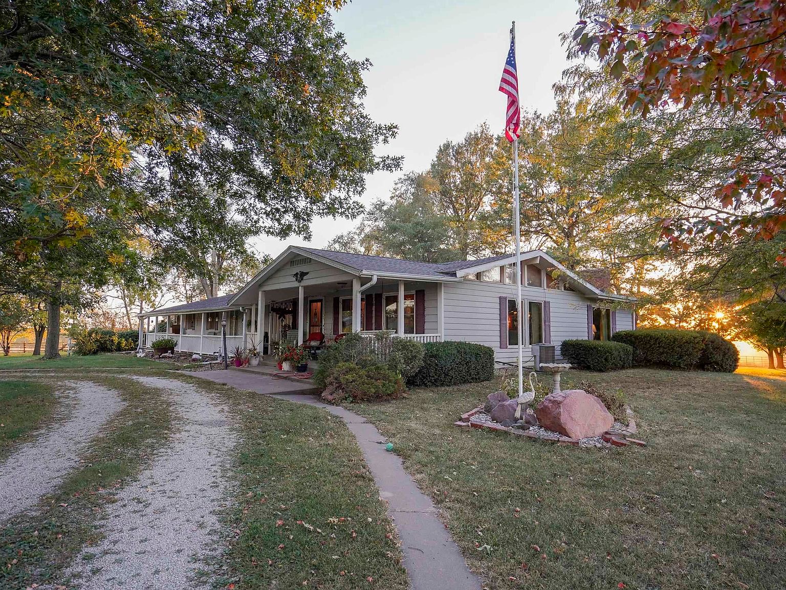 17721 286th Rd, Whiting, KS 66552 Zillow
