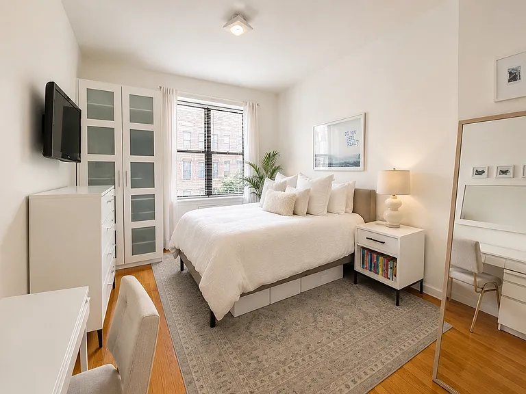 705 Grand St #3C — Photo 3
