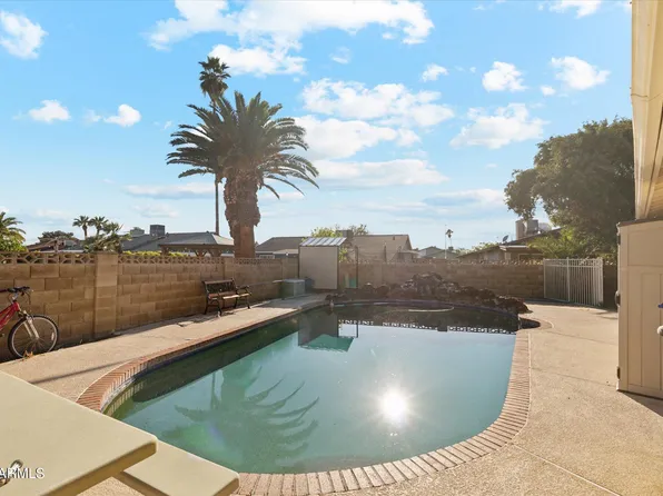 8420 N 49TH Avenue, Glendale, AZ 85302
