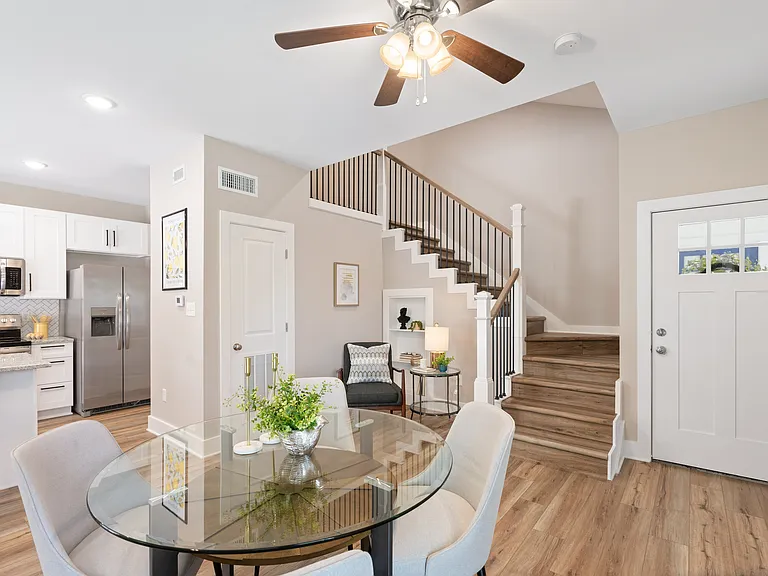 420 Craig St #B3 — Photo 18