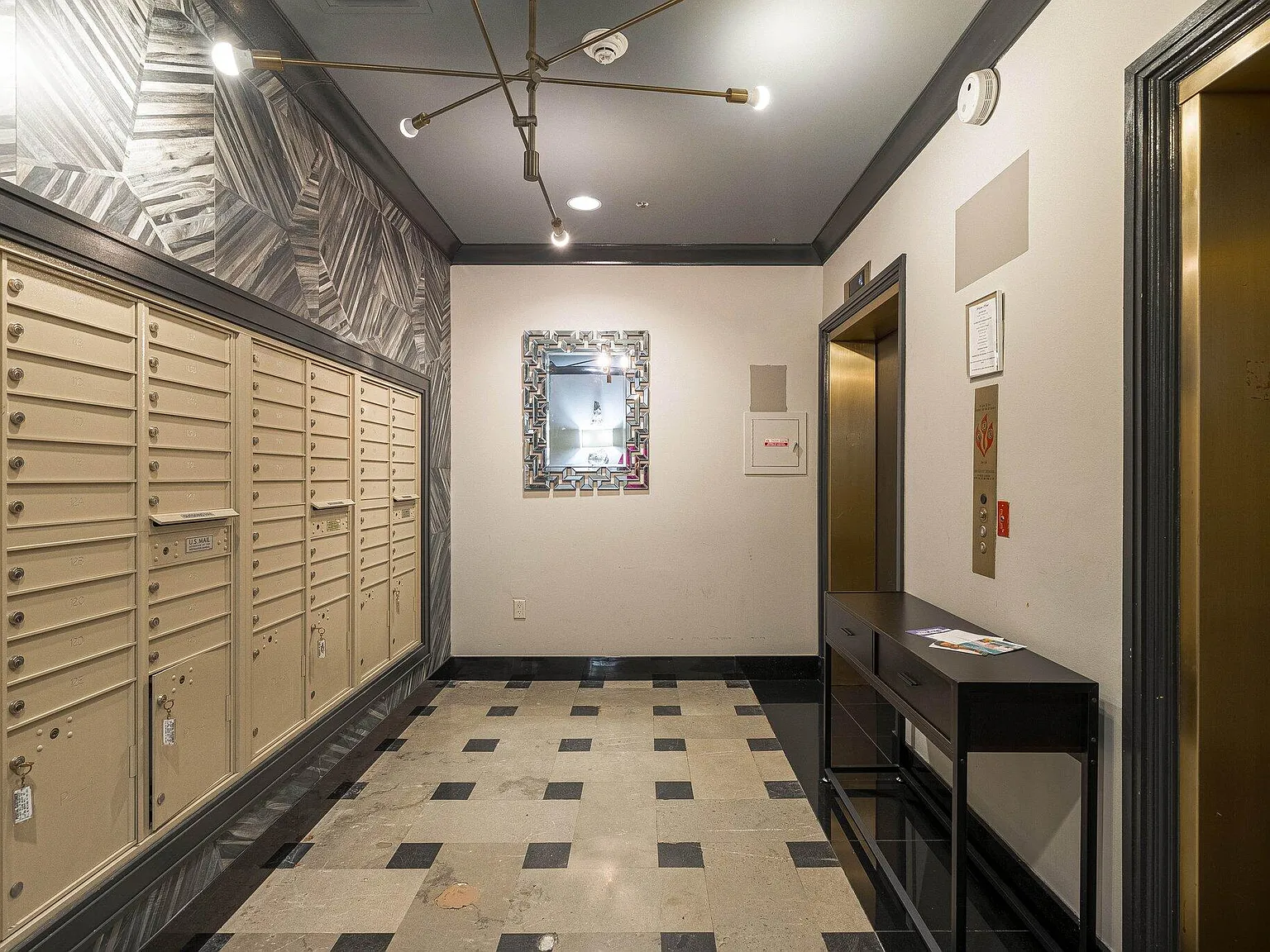 1 bed, 1.0 bath, 971 sqft, $2,000 — Photo 4