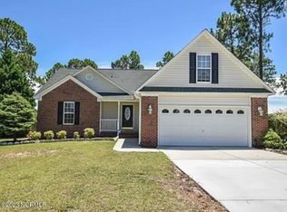 214 Chesapeake Rd, Cameron, NC 28326