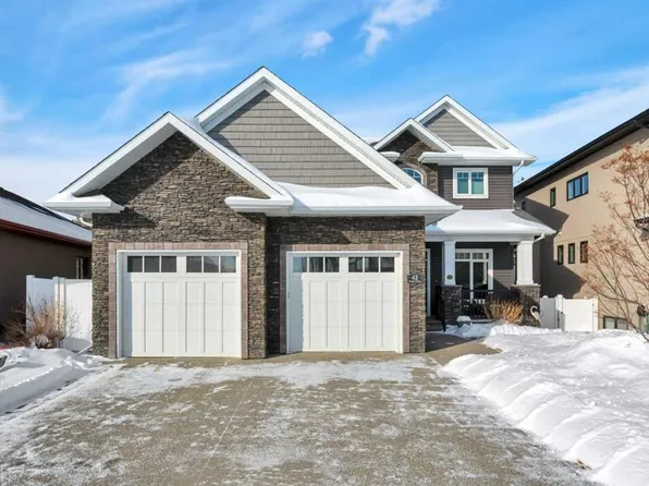 42 S Grove Close, Red Deer, AB T4P 0P4