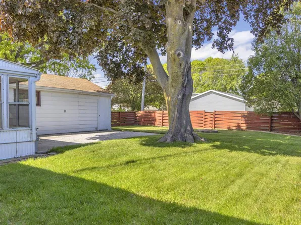 2818 S 14th STREET, Sheboygan, WI 53081