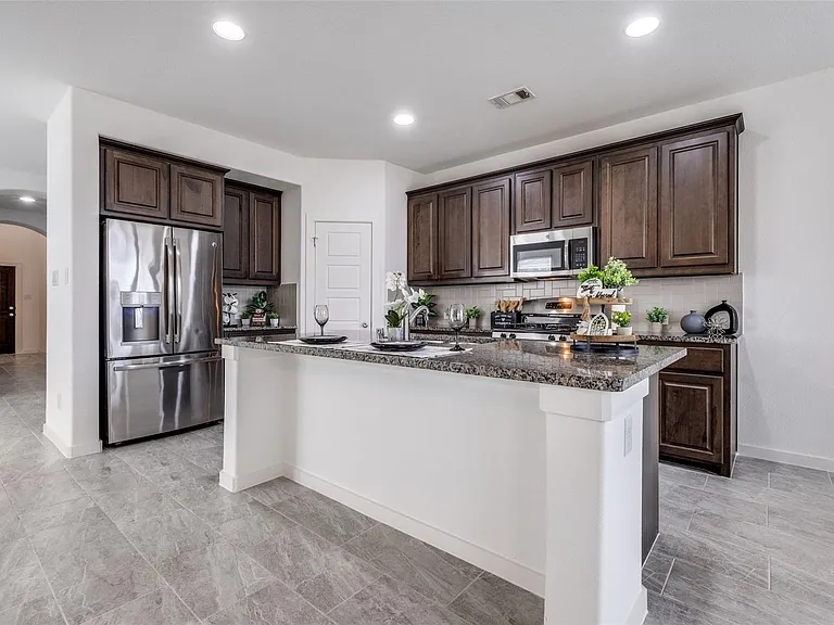 1728 Heron Way — Photo 8