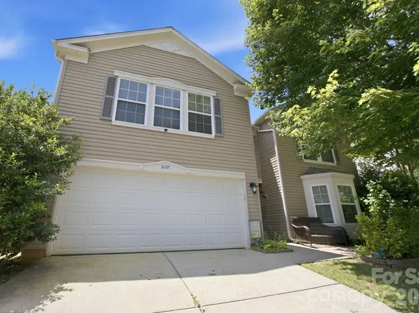 6127 Blue Ash Ln, Charlotte, NC 28215