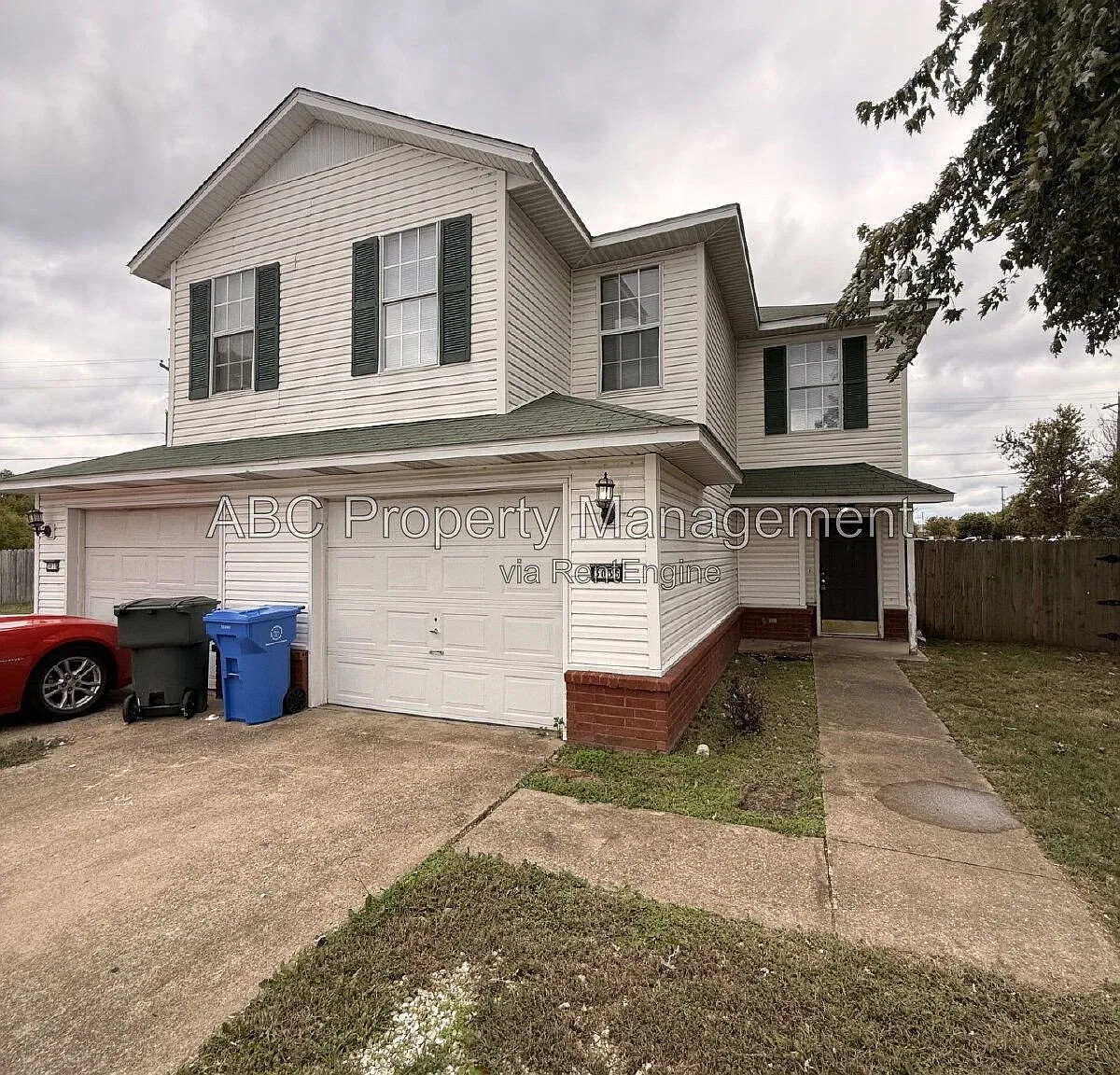 3 bed, 2.0 bath, $1,700 — Photo 1