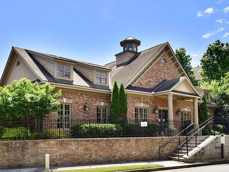5527 Parkerton Ln — Photo 20