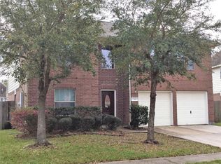 214 Almond Dr, Baytown, TX 77520