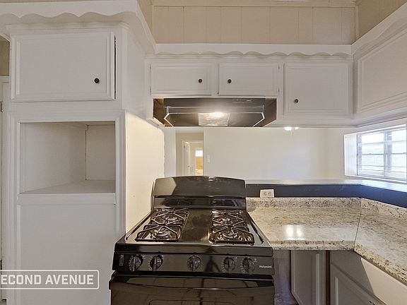 3rd image of 6710 Maczali Dr
