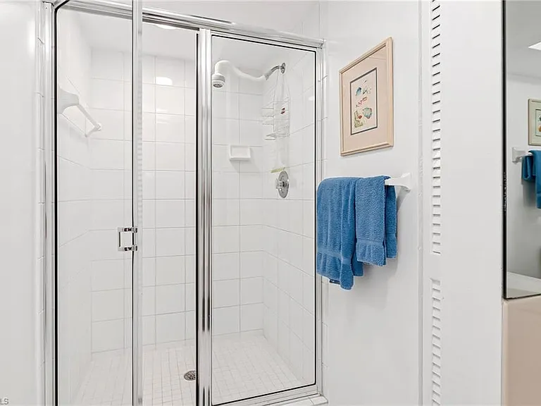 300 Horse Creek Dr #408 — Photo 7