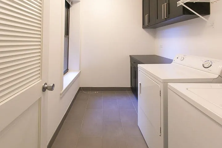 5512 S. Hyde Park Boulevard — Photo 36