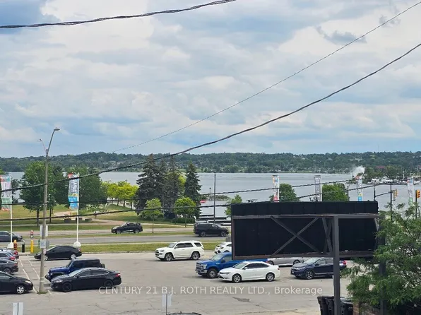 41 Dunlop St E #1, Barrie, ON L4M 1A2