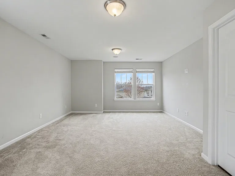 10916 Tower Oak Dr — Photo 7
