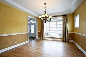 4th image of 4712 Seeley Ave