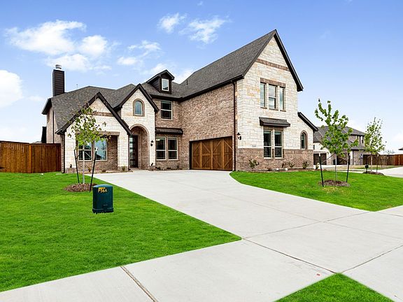 2nd image of 3849 Honey Grove Dr