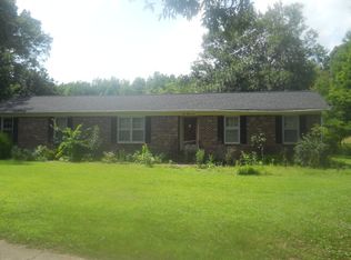 40 Old Stage Rd, Huntingdon, TN 38344