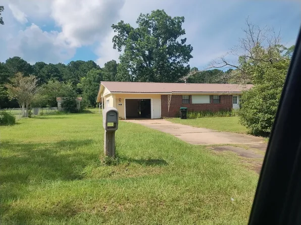 148 4th Ave E, Crestview, FL 32539