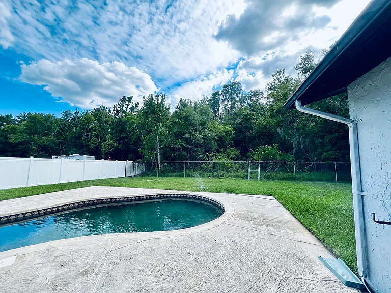 4641 Debbie Ln — Photo 27